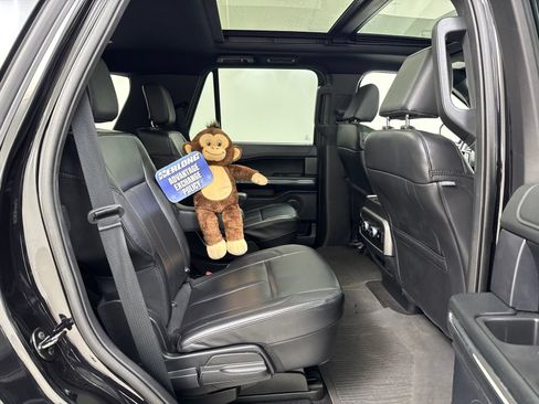 Used 2021 Ford Expedition XLT AWD/4WD image 26