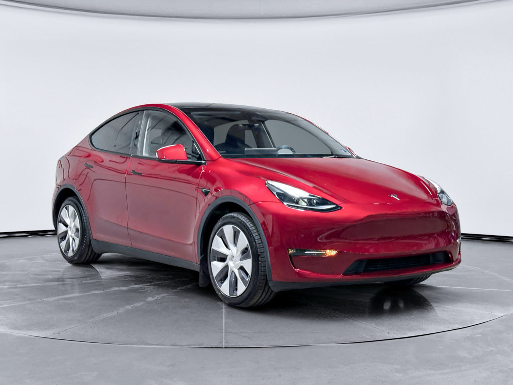 Used 2024 Tesla Model Y Long Range AWD/4WD image 4