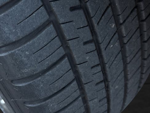 Used 2004 Cadillac XLR image 51