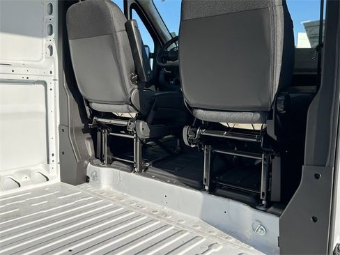 New 2024 RAM ProMaster 3500 w/ Quick Order Package 22G SLT image 38