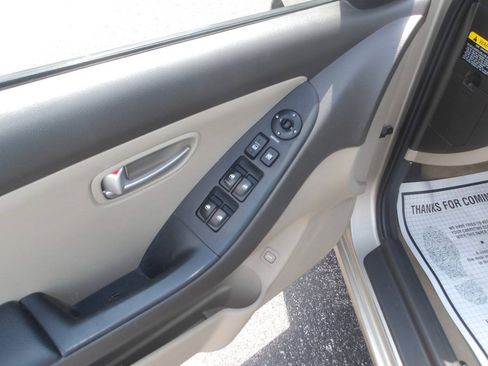 Used 2008 Hyundai Elantra GLS FWD image 8