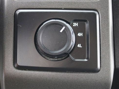 Used 2022 Ford F350 XL w/ Power Equipment Group image 23