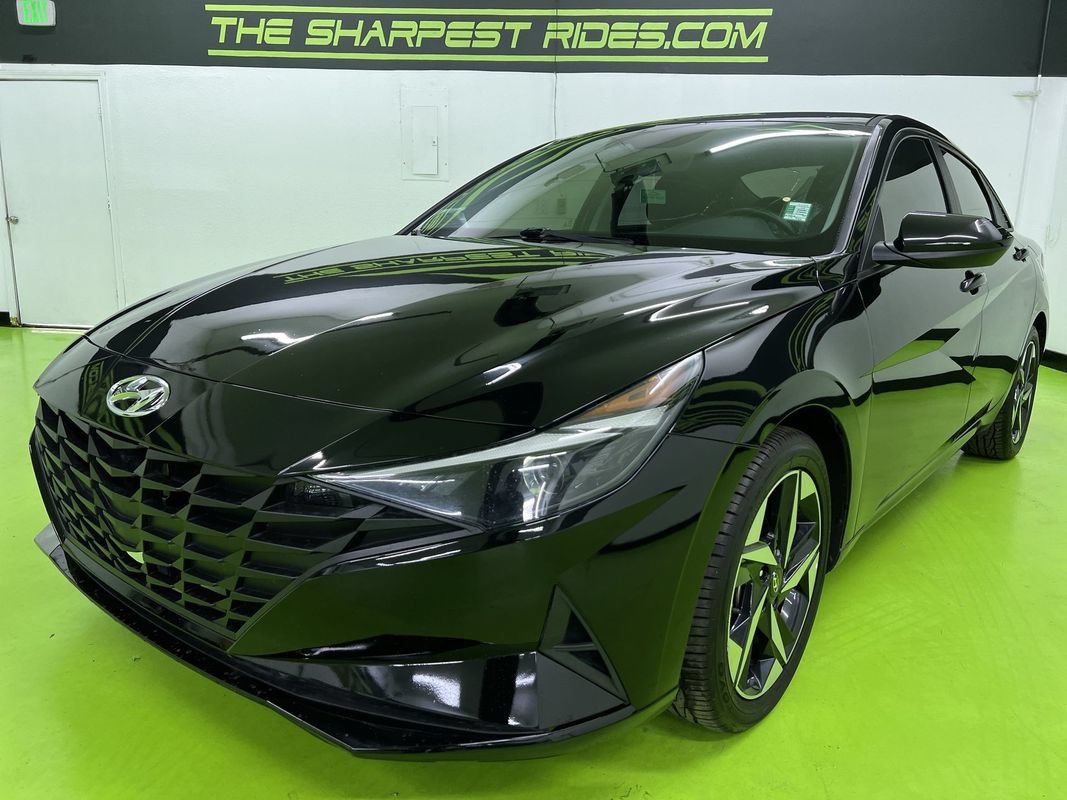 Used 2023 Hyundai Elantra SEL w/ Convenience Package FWD image 5