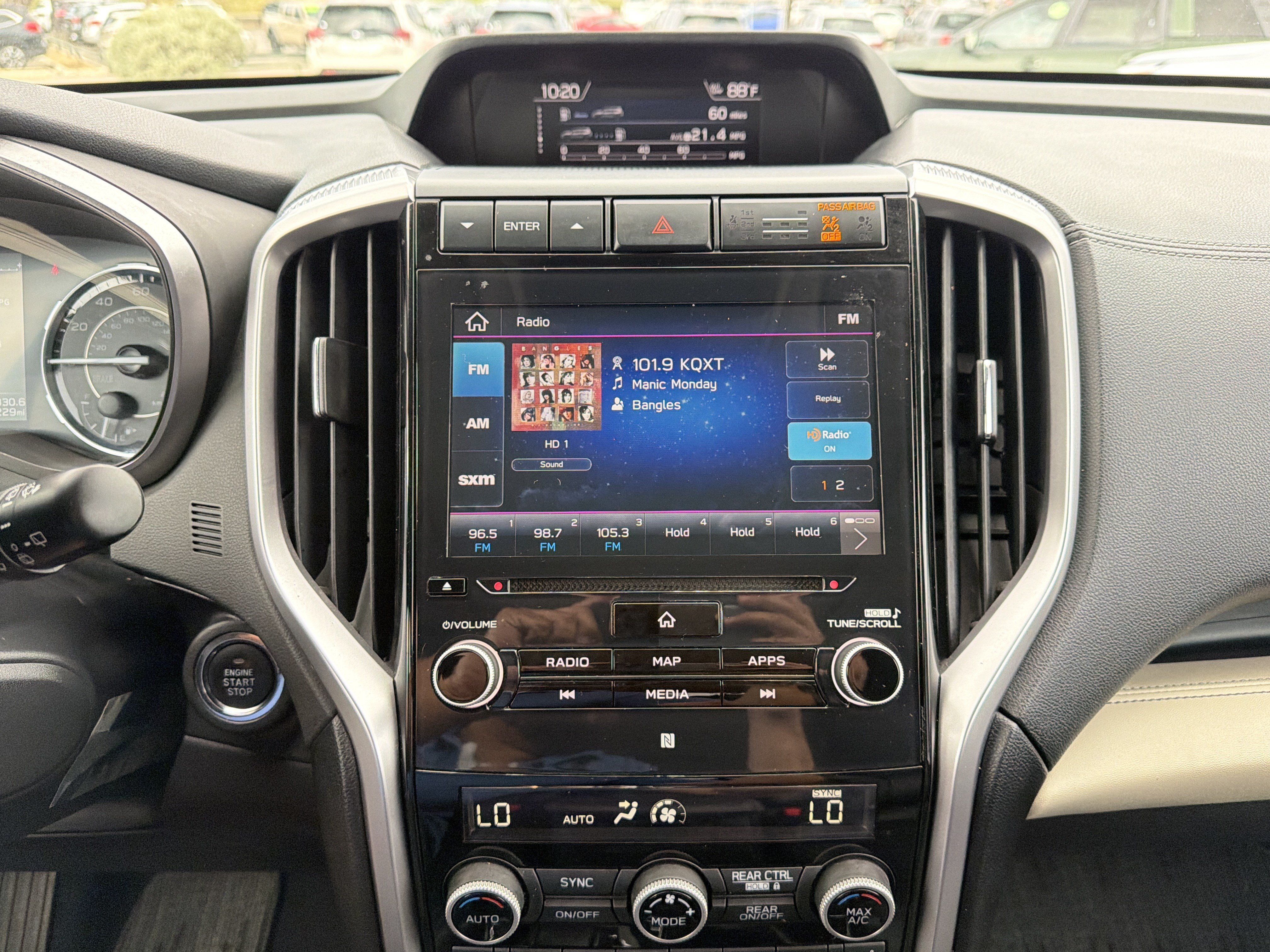 Used 2022 Subaru Ascent Limited w/ Technology Package AWD/4WD image 19