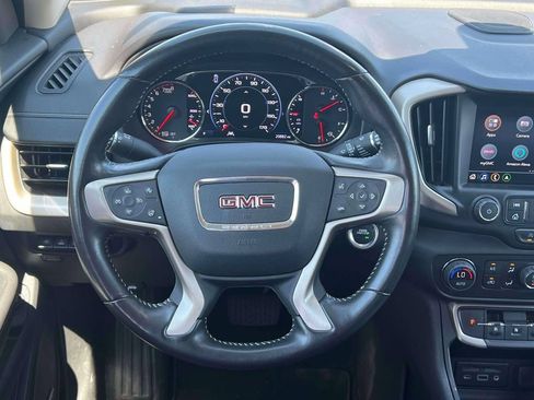 Used 2022 GMC Terrain Denali w/ Denali Premium Package AWD/4WD image 14