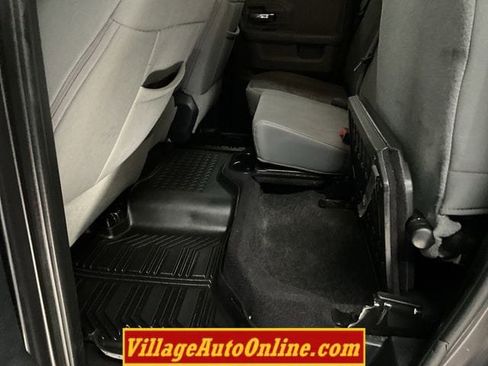 Used 2016 RAM 1500 Big Horn image 30