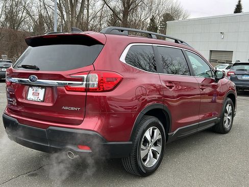 Certified 2024 Subaru Ascent Premium w/ Convenience Package image 8