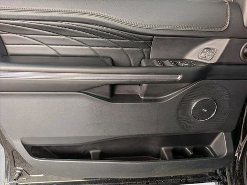 Used 2019 Ford Expedition Platinum AWD/4WD image 11