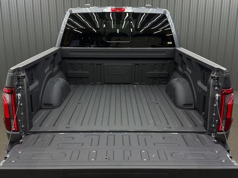 Used 2026 Ford F150 Lariat AWD/4WD image 17