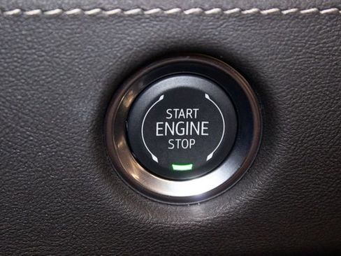 Used 2025 Cadillac Escalade Premium Luxury w/ Touring Package image 36