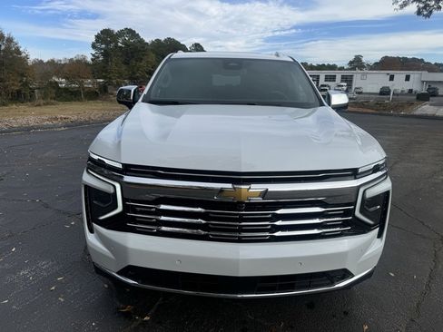 New 2026 Chevrolet Suburban Premier w/ Sun And Tow Package image 20