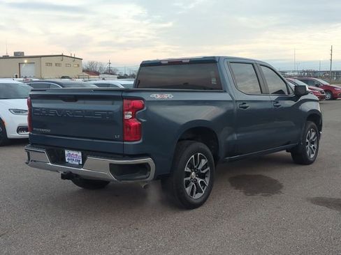 Used 2024 Chevrolet Silverado 1500 LT AWD/4WD image 3