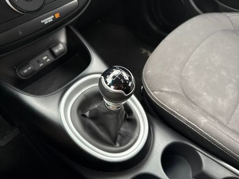 Used 2016 Kia Soul image 28