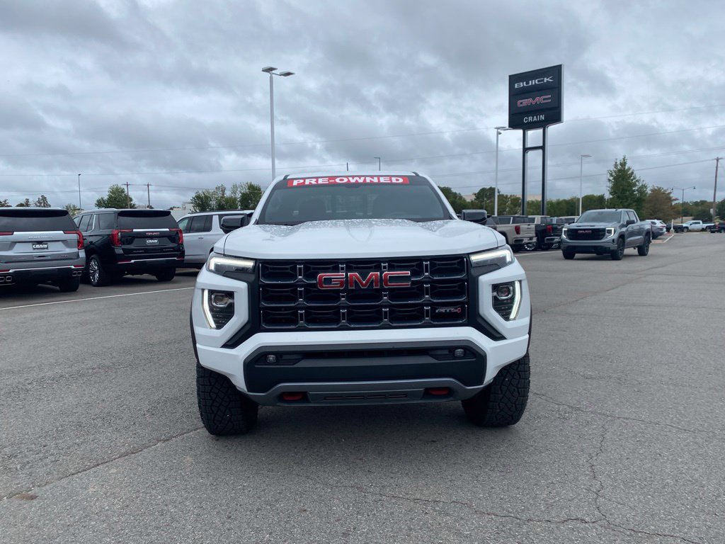 Used 2025 GMC Canyon AT4 AWD/4WD image 2