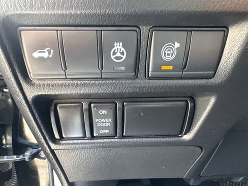 Used 2023 Nissan Armada Platinum w/ Captain's Chairs Package image 31