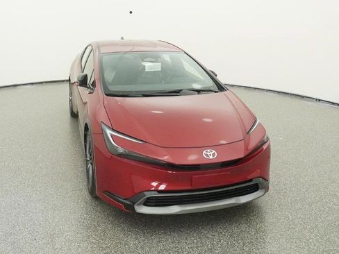 New 2026 Toyota Prius XLE image 32