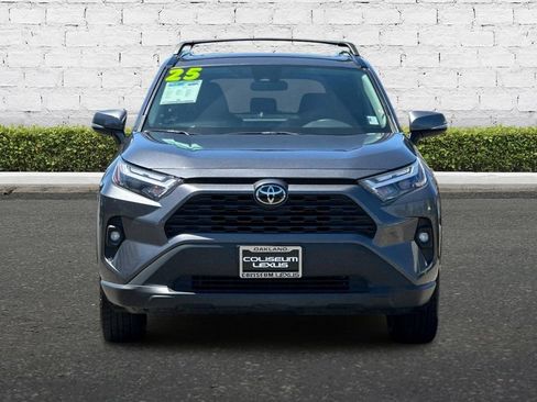 Used 2025 Toyota RAV4 XLE Premium FWD image 9