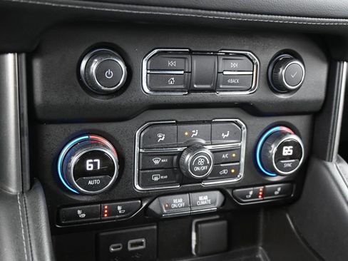 Used 2021 Chevrolet Tahoe LT image 22