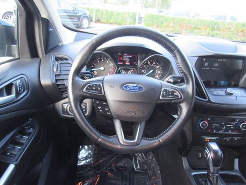 Used 2019 Ford Escape SE AWD/4WD image 28