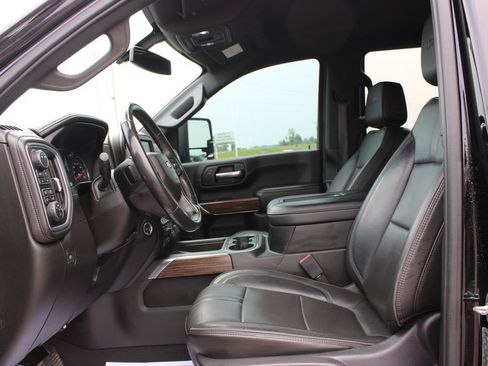 Used 2020 Chevrolet Silverado 2500 High Country w/ Z71 Off-Road Package AWD/4WD image 26