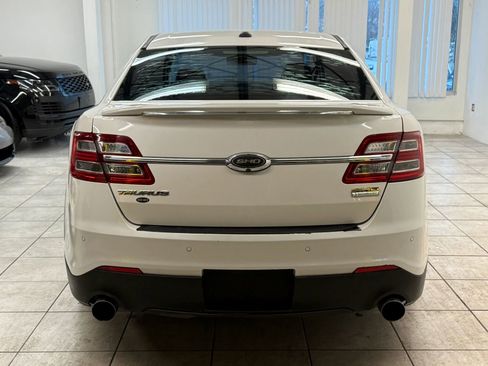 Used 2016 Ford Taurus SHO w/ Sho Performance Package image 8