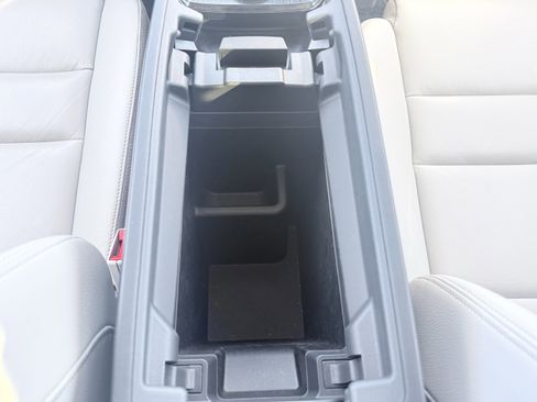 Used 2024 Nissan Rogue SL w/ SL Premium Package image 62