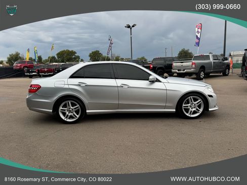 Used 2013 Mercedes-Benz E 350 4MATIC Sedan image 4