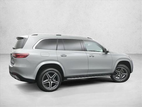 New 2026 Mercedes-Benz GLS 450 4MATIC image 7