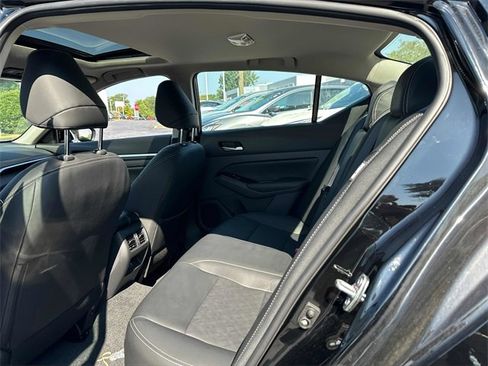 New 2025 Nissan Altima 2.5 SL image 9