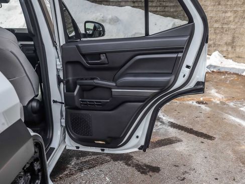 Used 2025 Toyota 4Runner SR5 image 16