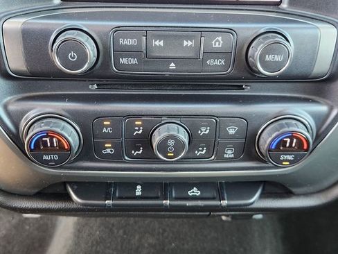 Used 2018 Chevrolet Silverado 1500 LT w/ Texas Edition image 18