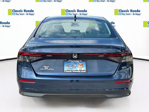 Used 2023 Honda Accord EX image 7