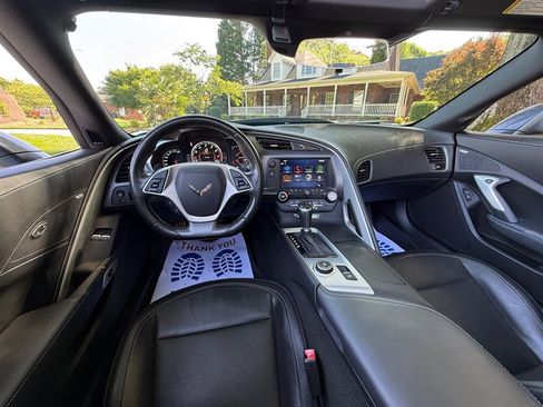 Used 2019 Chevrolet Corvette Stingray Convertible w/ 1LT RWD image 52