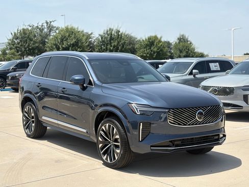 New 2026 Volvo XC90 B6 Plus w/ Protection Package Premier image 3