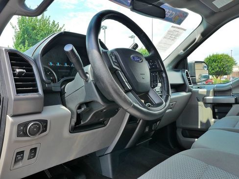 Used 2020 Ford F150 XLT w/ Equipment Group 302A Luxury AWD/4WD image 21