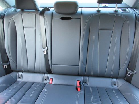 Used 2024 Audi A4 2.0T Premium image 39