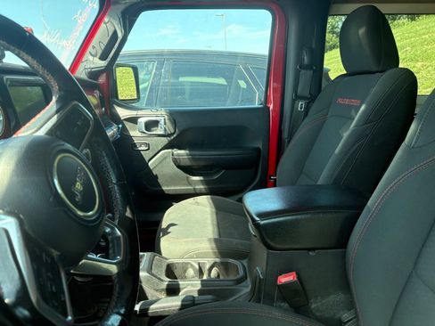 Used 2018 Jeep Wrangler Rubicon AWD/4WD image 7