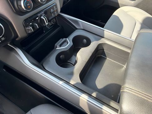 Used 2022 RAM 1500 Big Horn AWD/4WD image 12