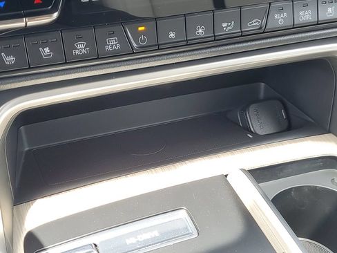 New 2026 MAZDA CX-90 Plug-In Hybrid w/Premium Sport AWD/4WD image 32