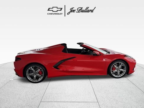 Used 2023 Chevrolet Corvette Stingray Convertible w/ Battery Protection Package image 9