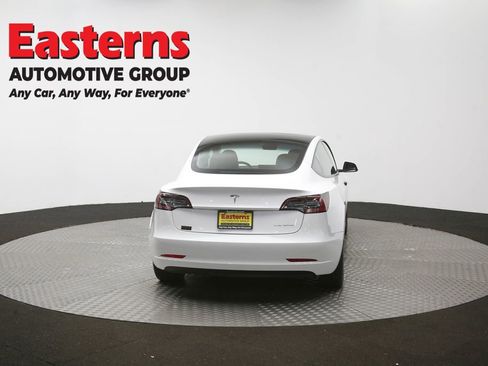 Used 2022 Tesla Model 3 Long Range AWD/4WD image 33