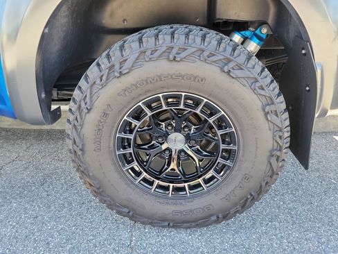 Used 2018 Ford F150 Raptor w/ Equipment Group 802A Luxury image 21