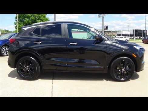Used 2024 Buick Encore GX Sport Touring image 4