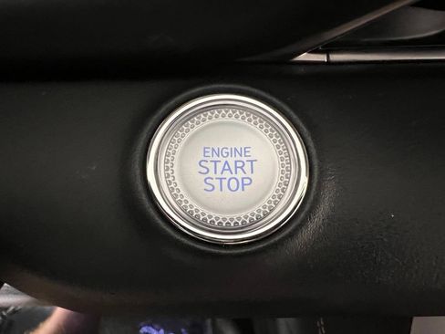Used 2021 Genesis GV80 3.5T AWD/4WD image 32