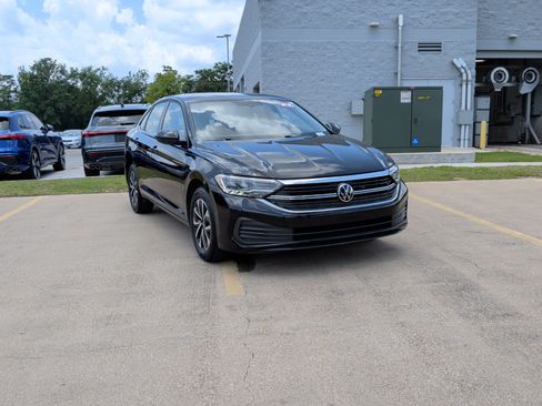 Used 2023 Volkswagen Jetta S FWD image 2