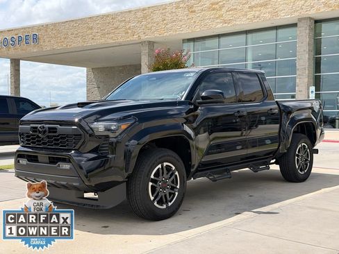 Used 2025 Toyota Tacoma TRD Sport RWD image 9