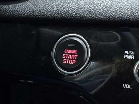 Used 2022 Kia Sportage EX image 28