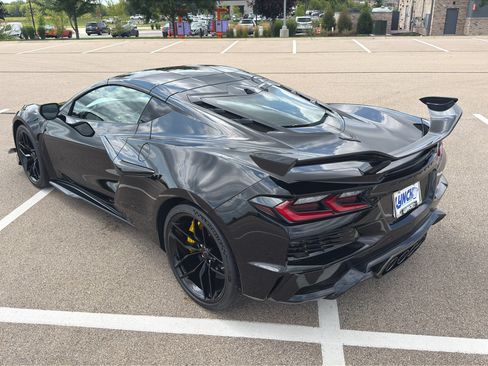 New 2027 Chevrolet Corvette Z06 w/ Z07 Performance Package RWD image 10