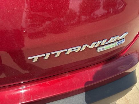 Used 2019 Ford Edge Titanium w/ Canadian Touring Package AWD/4WD image 23