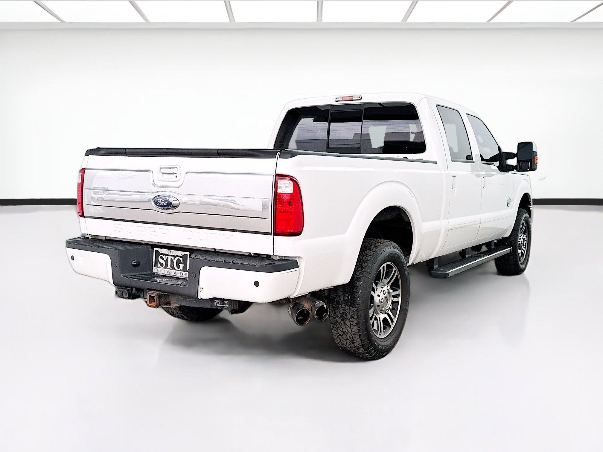 Used 2015 Ford F350 Platinum AWD/4WD image 4